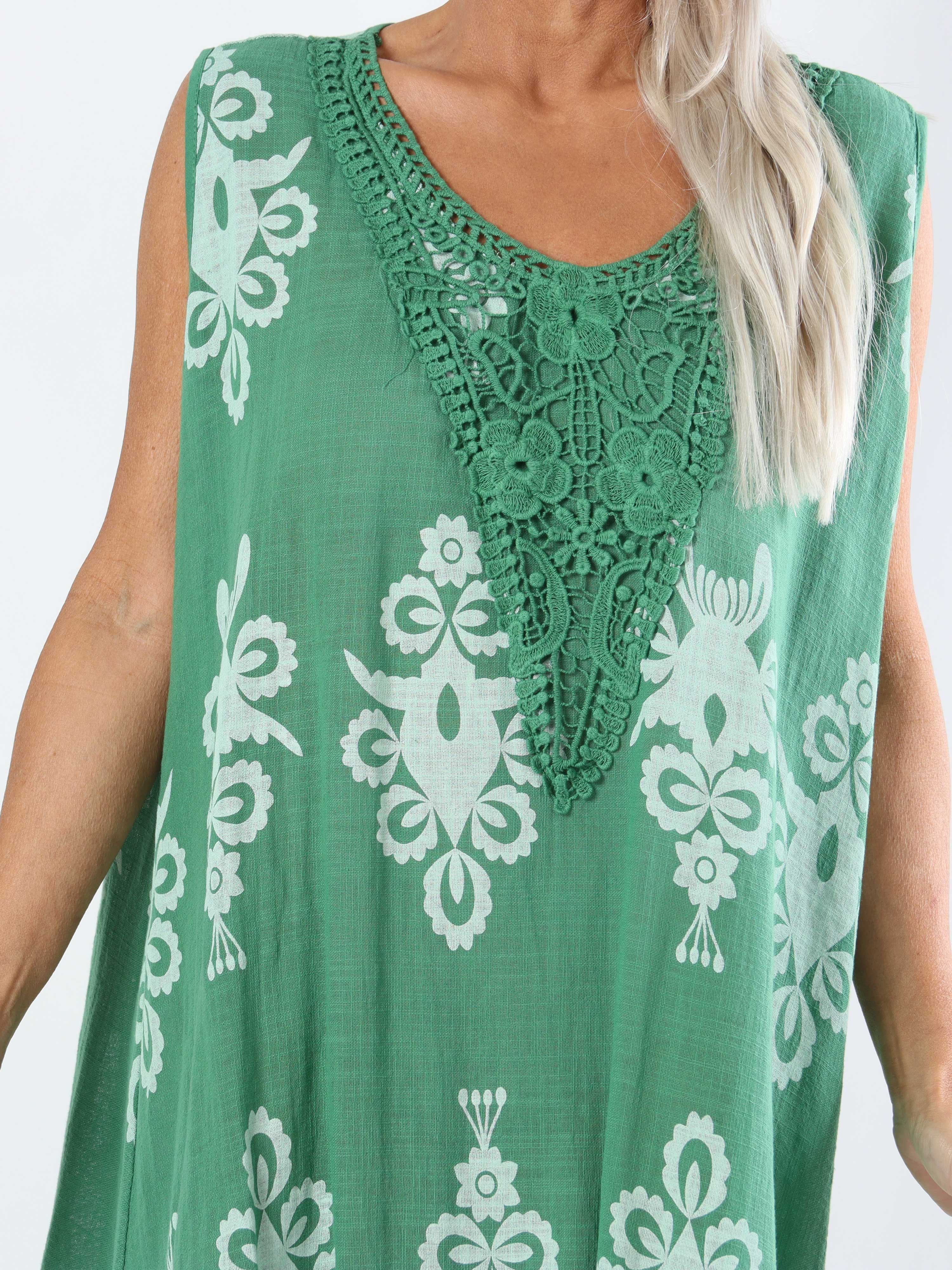 Tanzania - Vacker bomullsklänning i linne-liknande tyg i plus size